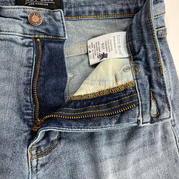 Judy Blue Wide Crop Jeans 5/27 Light Wash Blue Mid Rise Raw Hem JB88903 Stretch - Picture 6 of 13